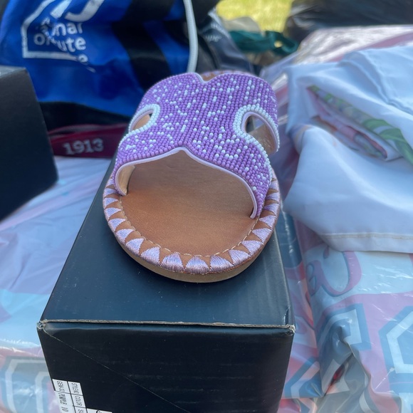 Purple fashion nova slides - Picture 2 of 3